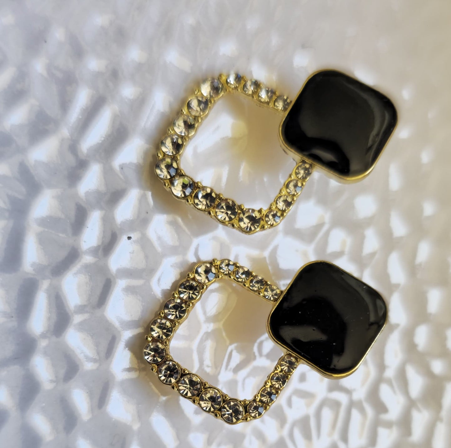 SQUARE SHAPE DROP EARRINGS