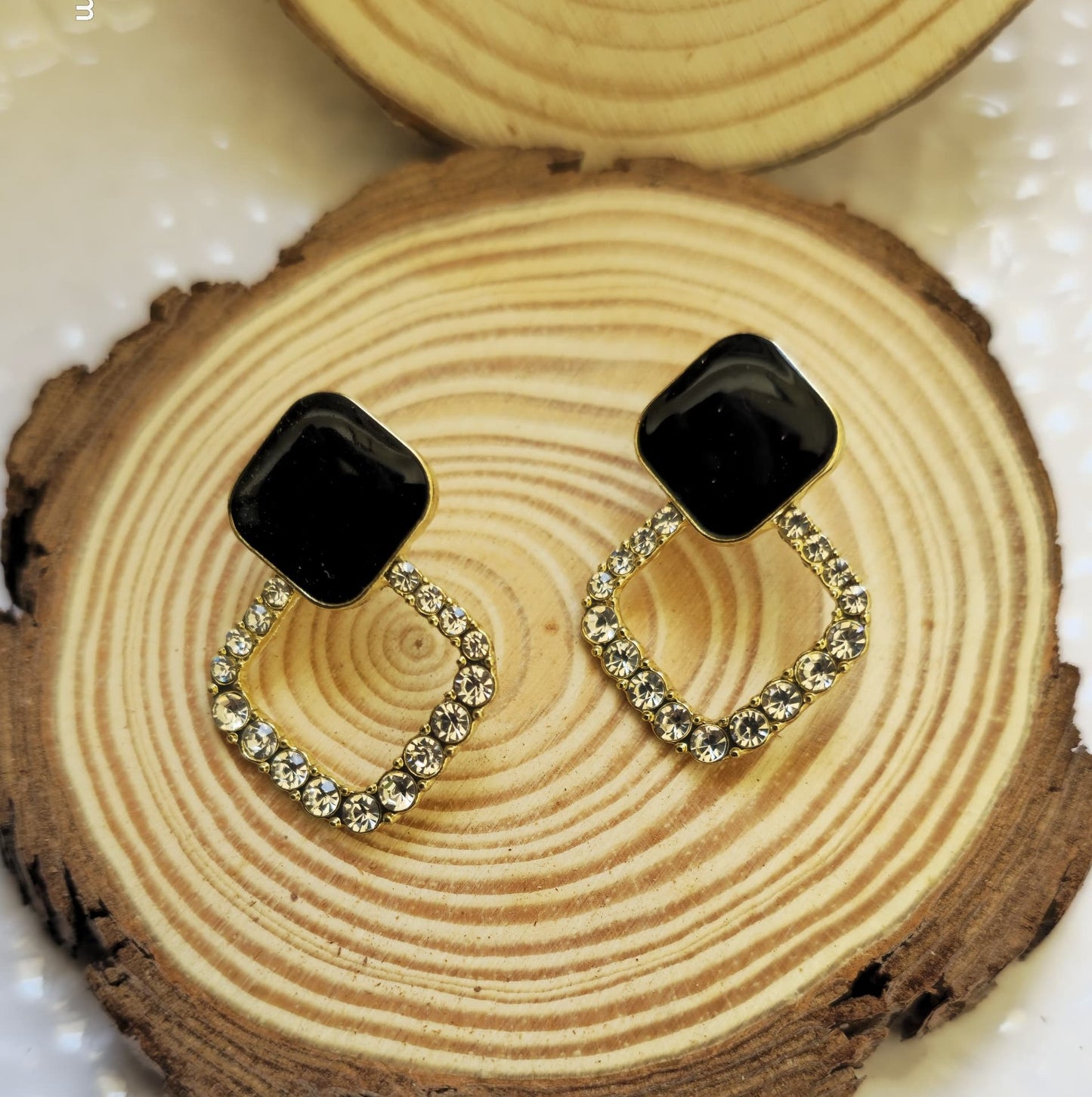 SQUARE SHAPE DROP EARRINGS