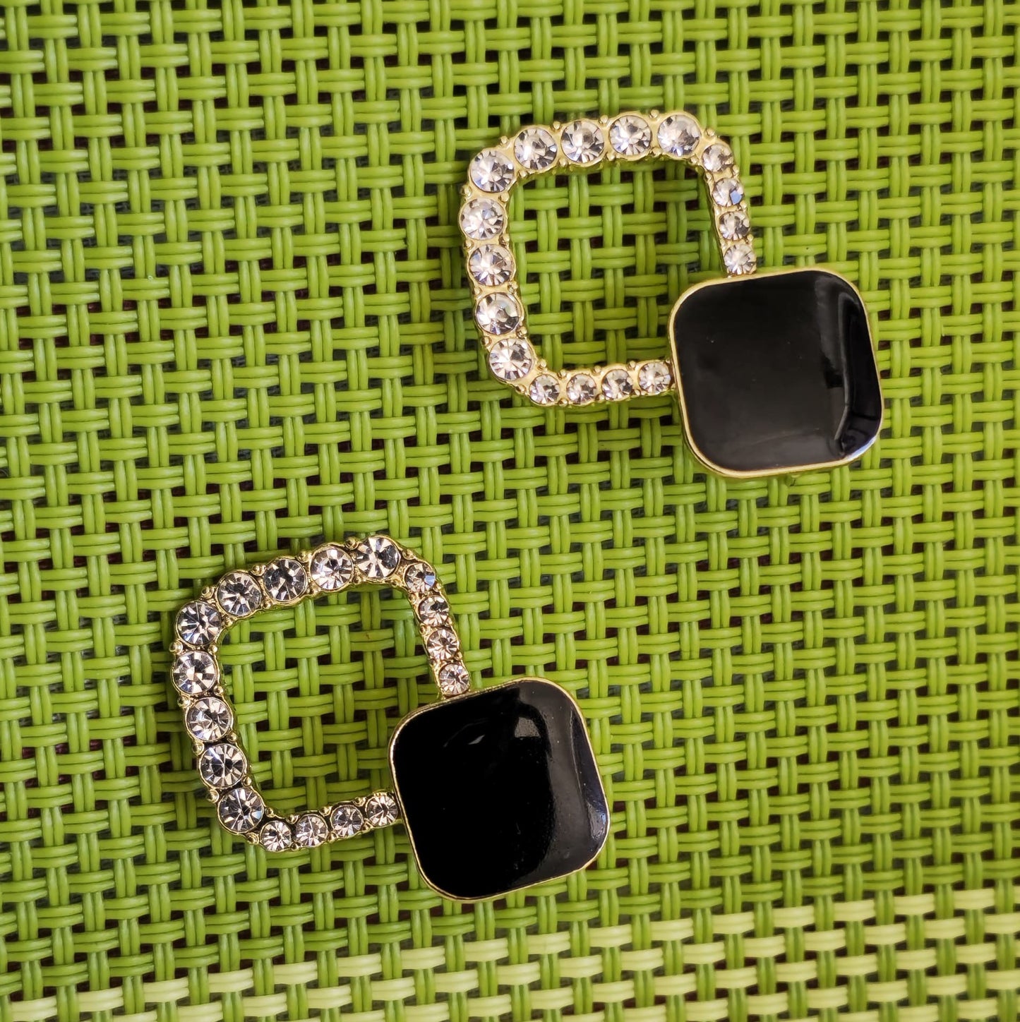 SQUARE SHAPE DROP EARRINGS