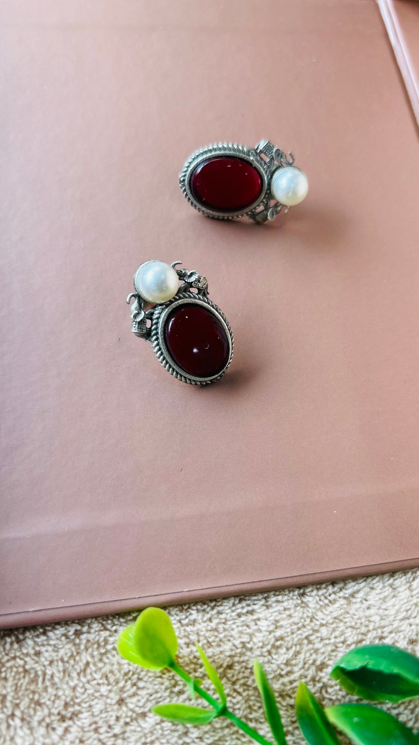 MANASVI STUD EARRINGS