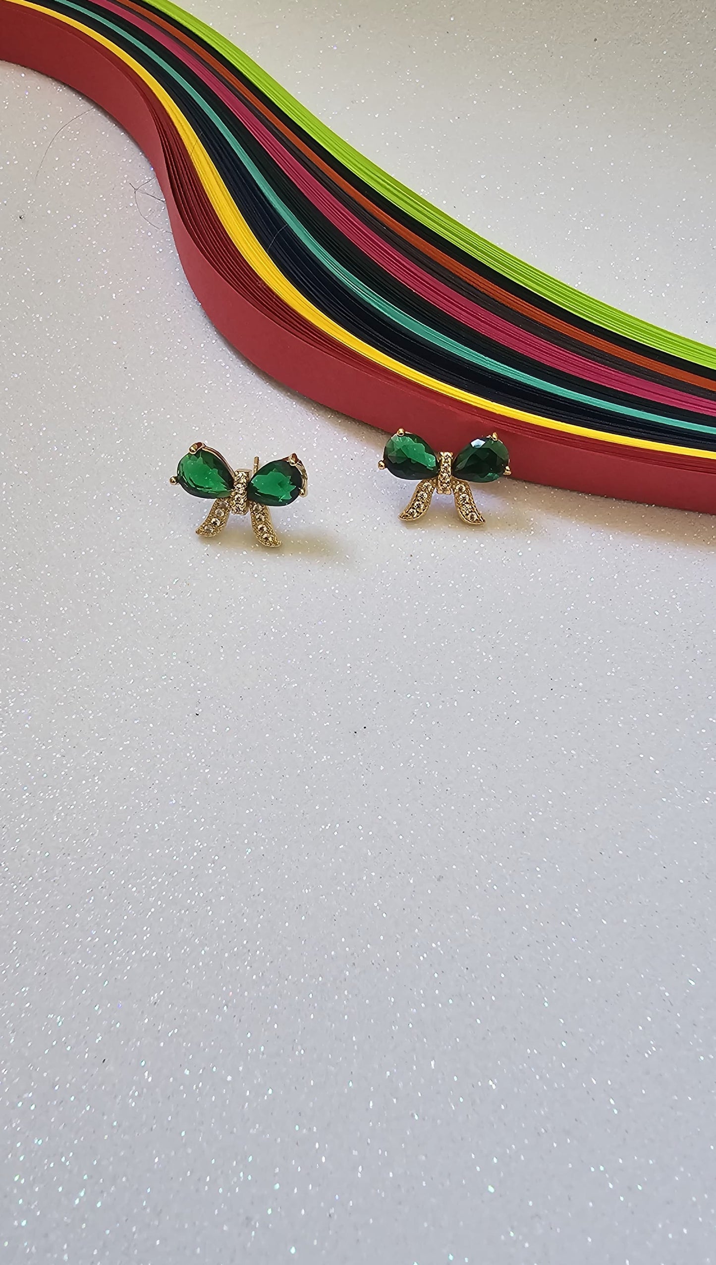 GREEN PRECIOUS STONE EARRINGS