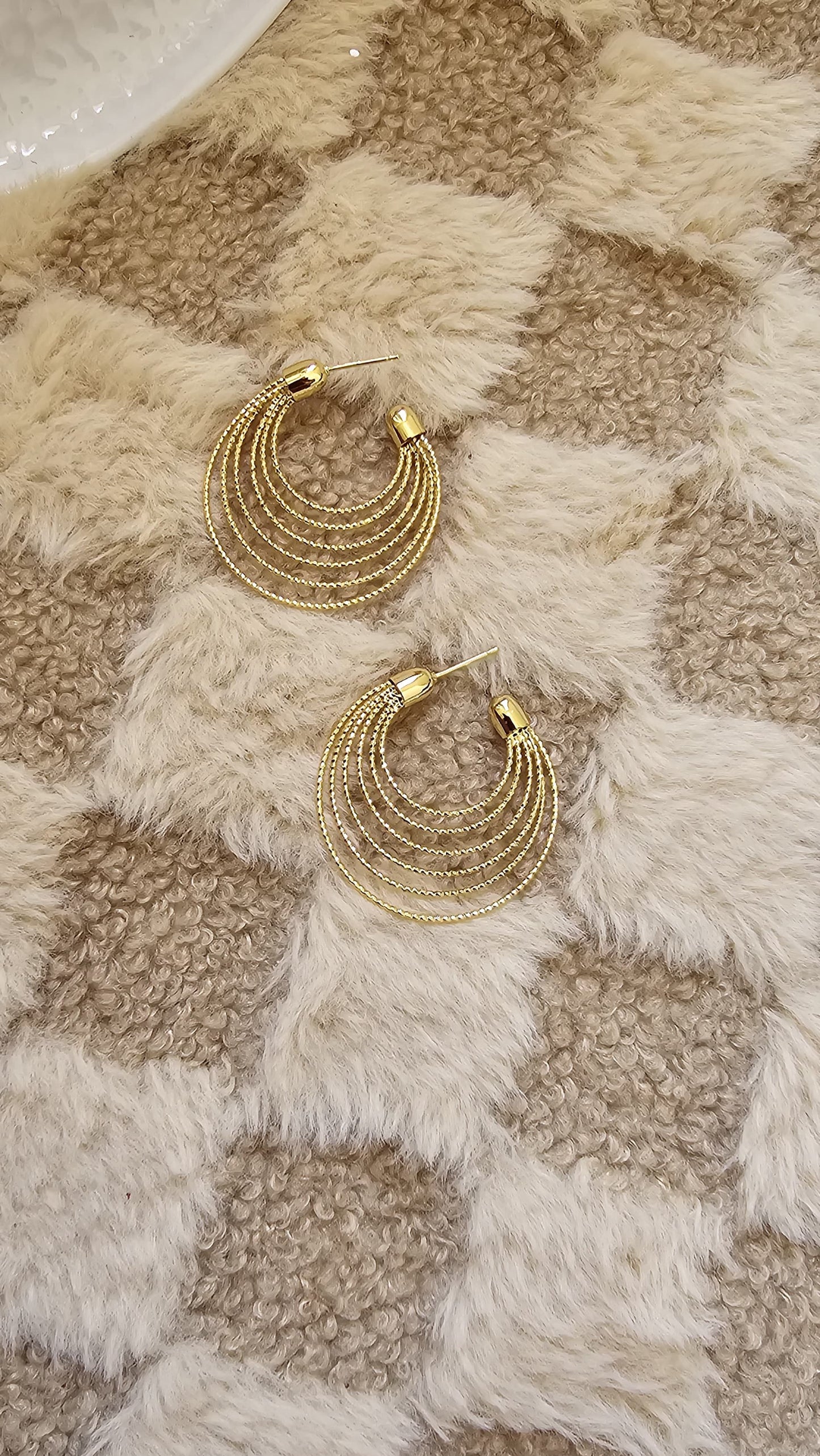 MULTI LAYERED HOOP EARRINGS