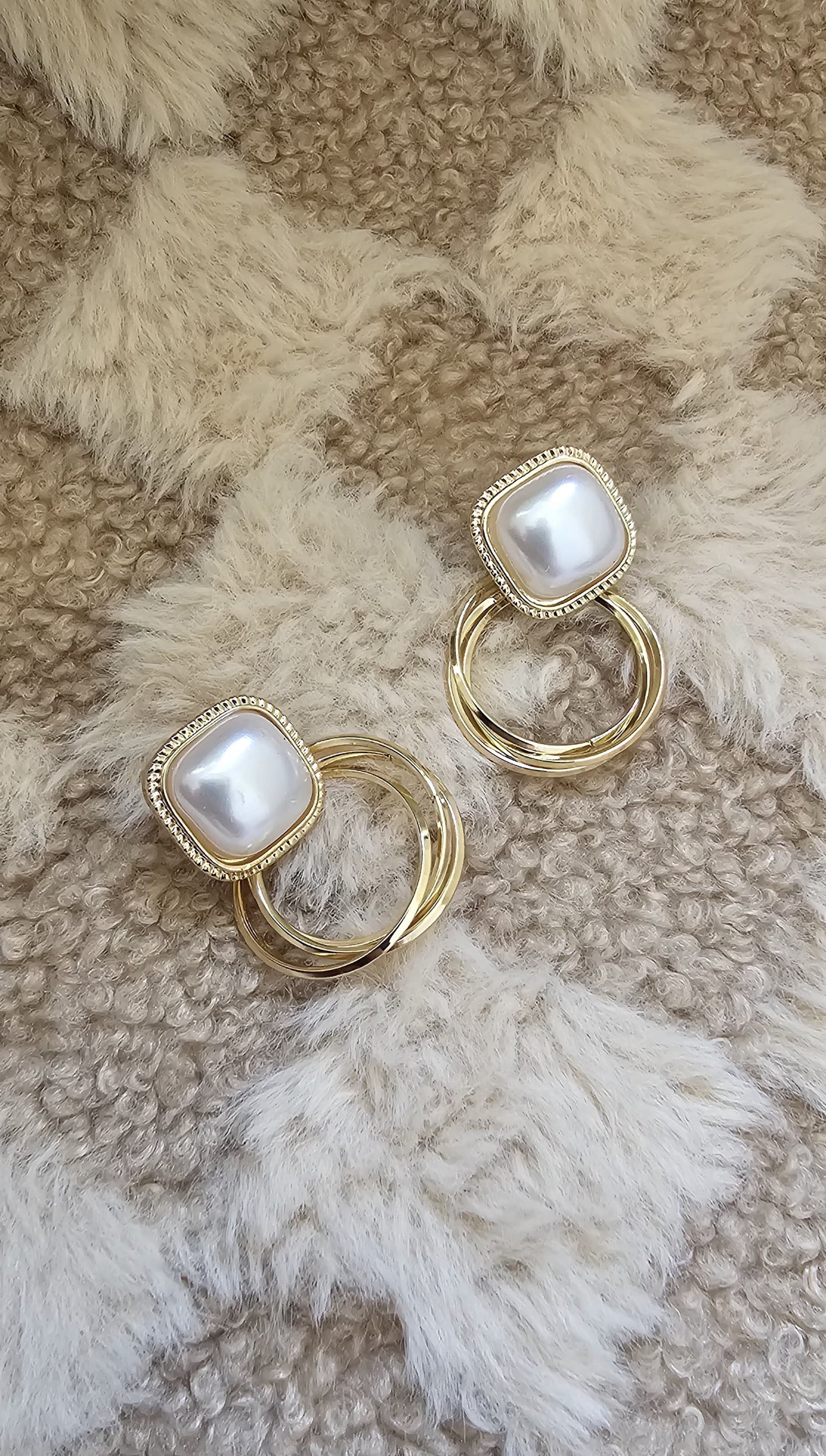 PEARL ROUND DROP EARRINGS