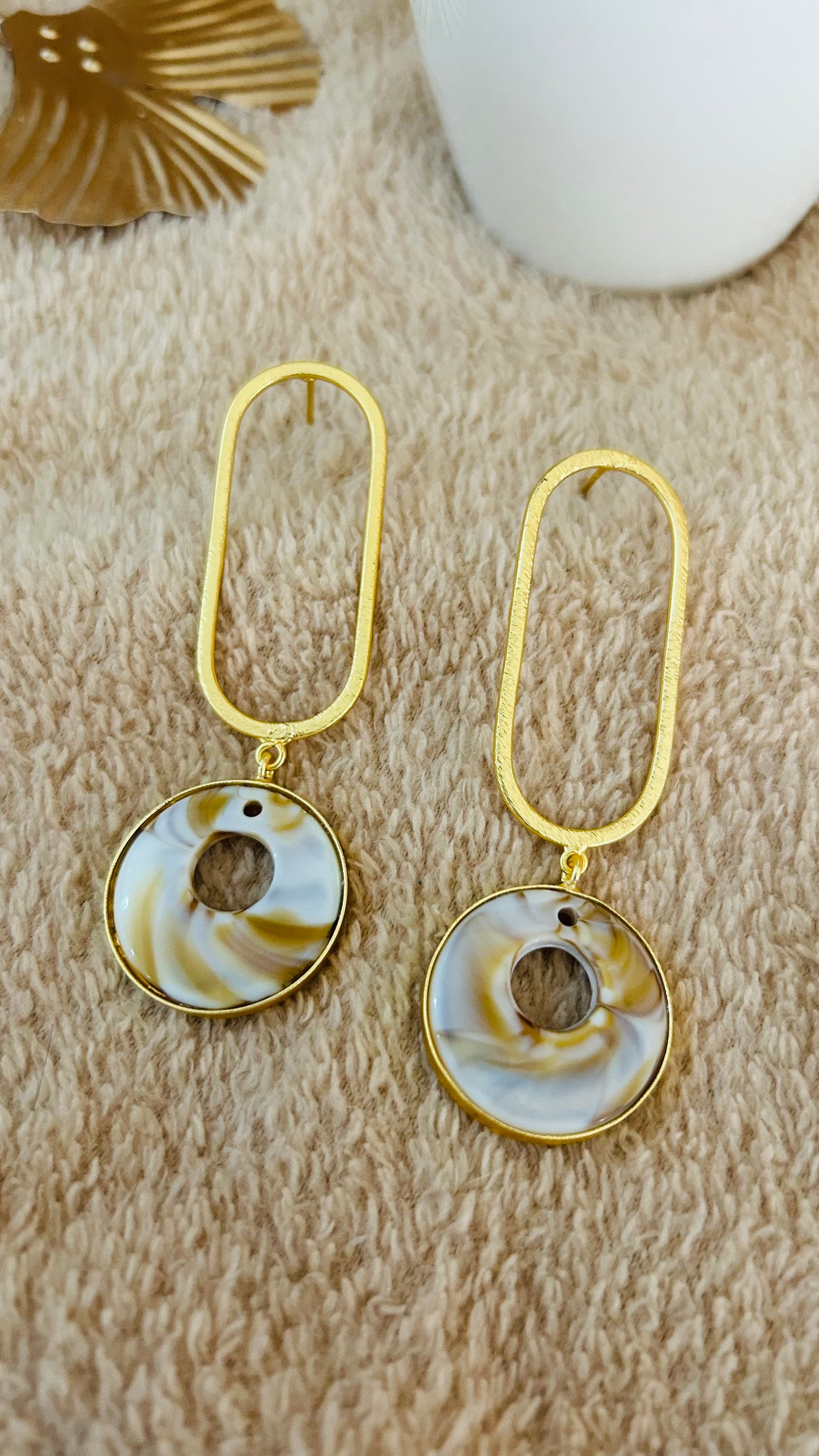 SONA DANGLER EARRINGS