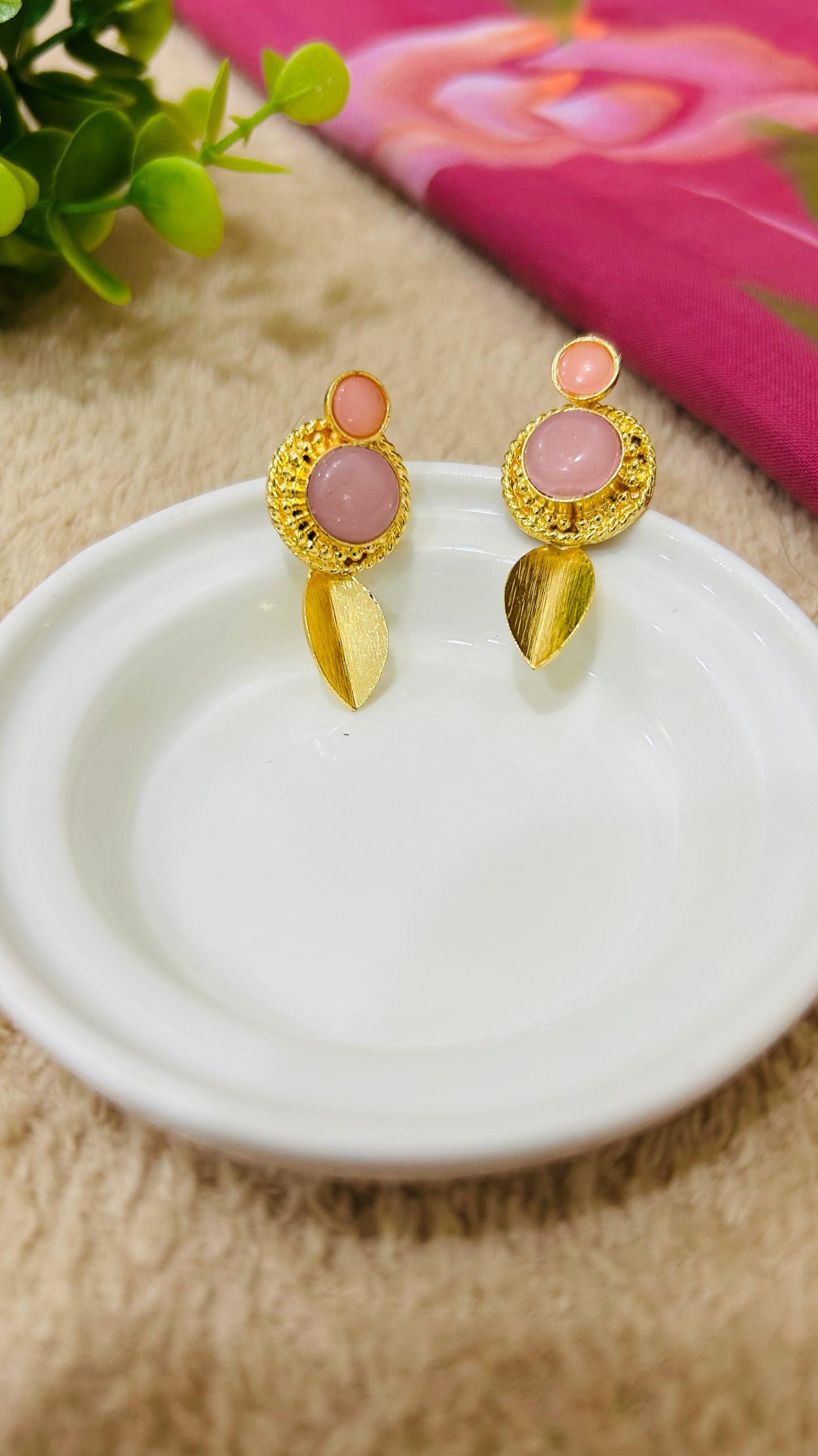 MIHIKA GOLDEN EARRINGS
