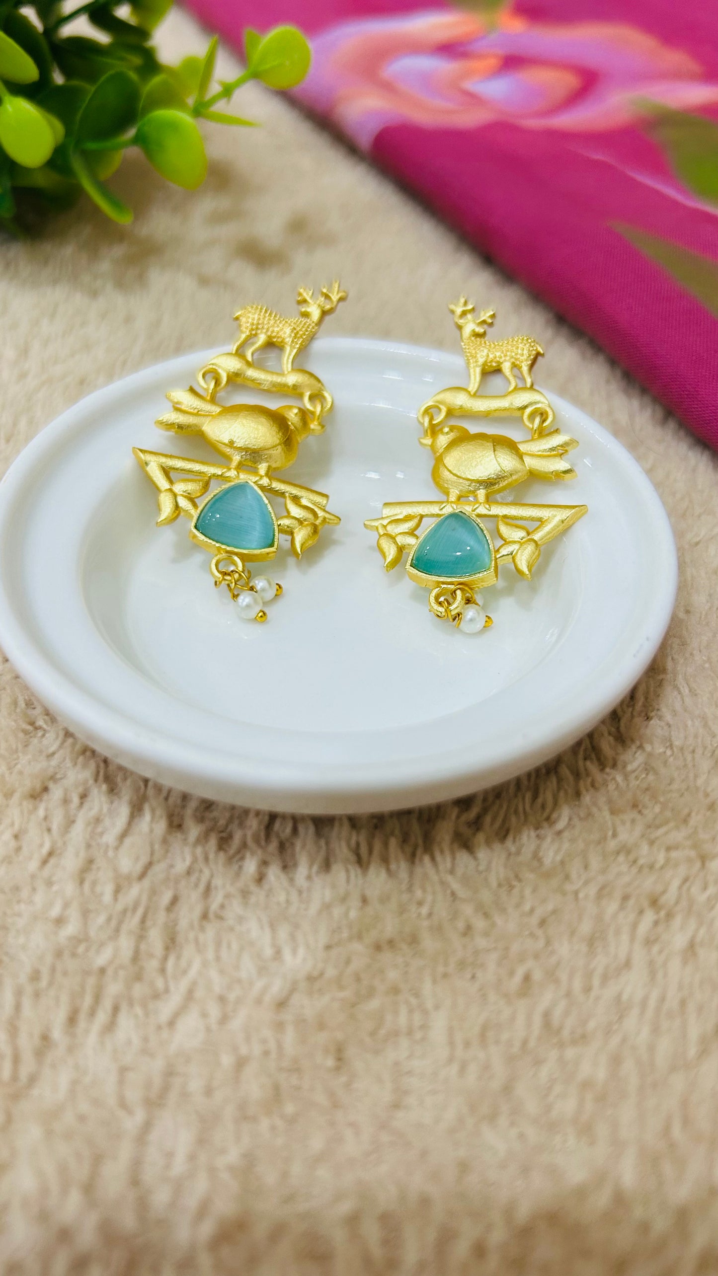 SIYA GOLDEN EARRINGS
