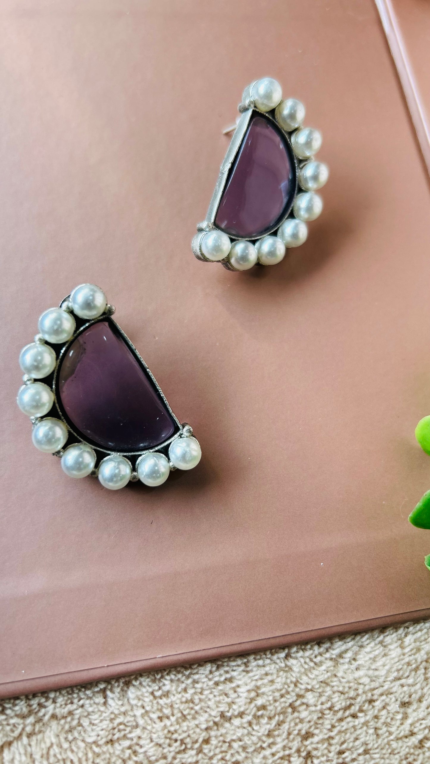 ARUNIMA STUD EARRINGS