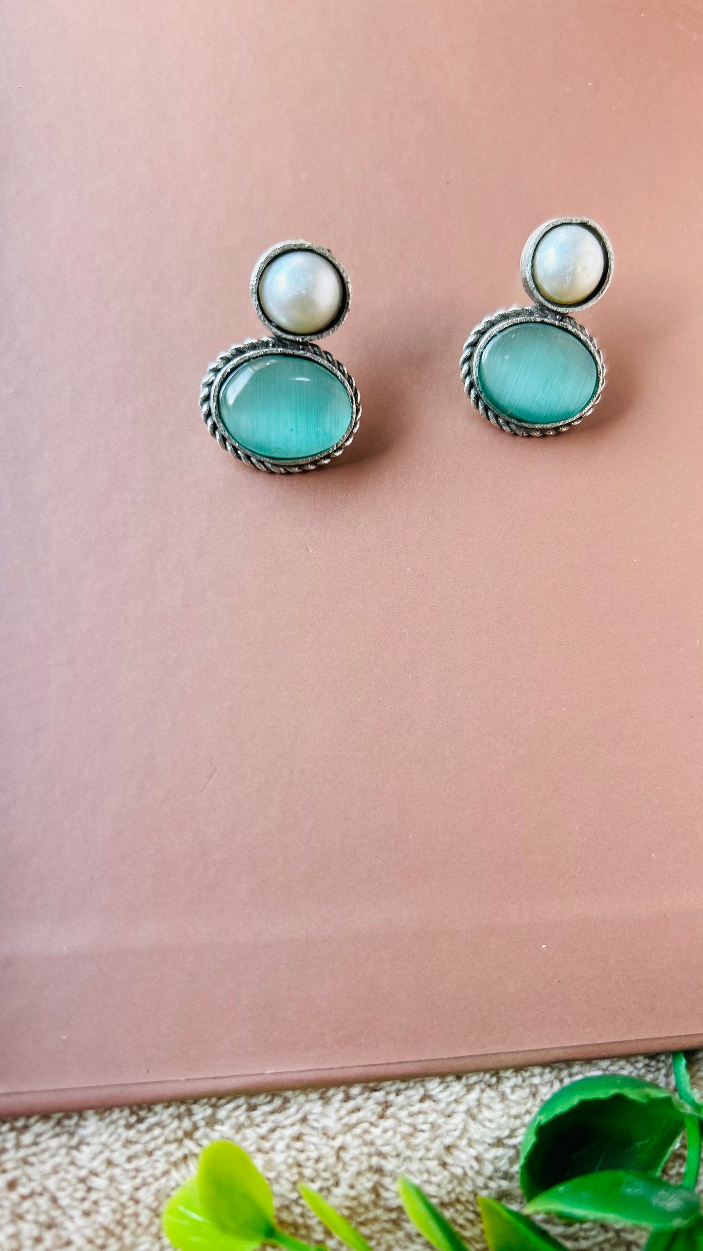 OORMI STUD EARRINGS