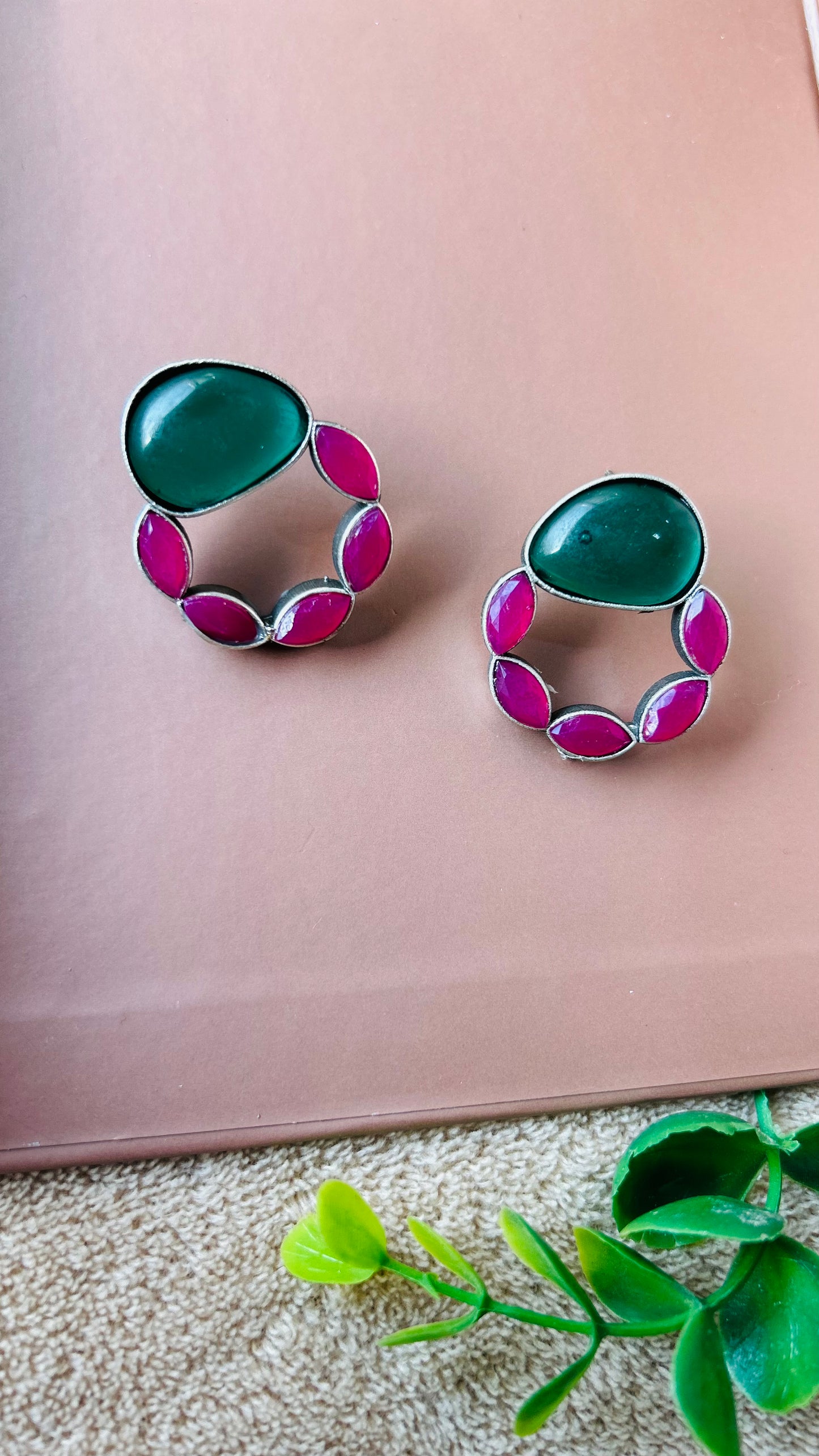 ASHNI STUD EARRINGS