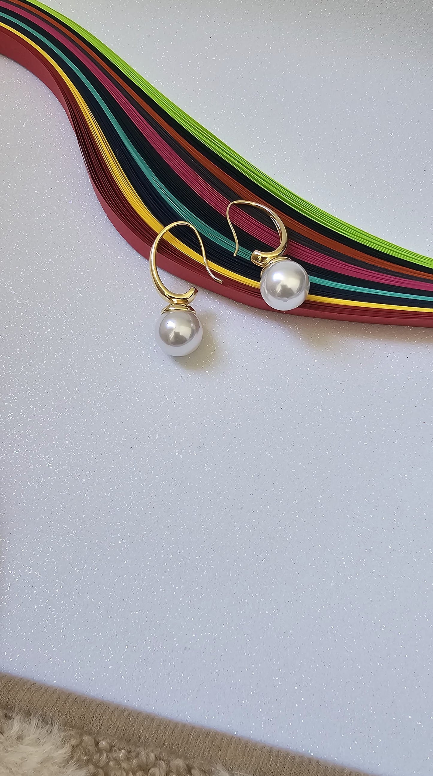 PERKY PEARL DROP EARRINGS