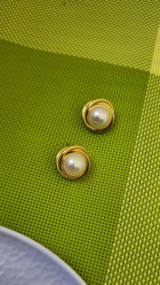PEARLFECT STUD EARRINGS