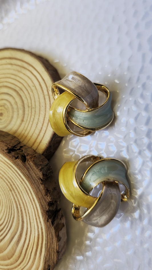 OVERLAP STATEMENT EARINGS
