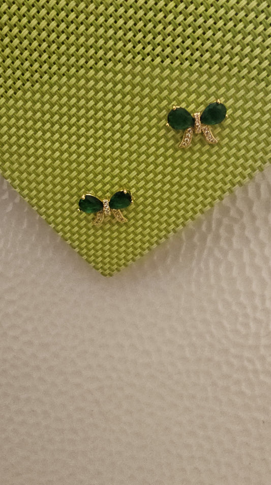 GREEN PRECIOUS STONE EARRINGS