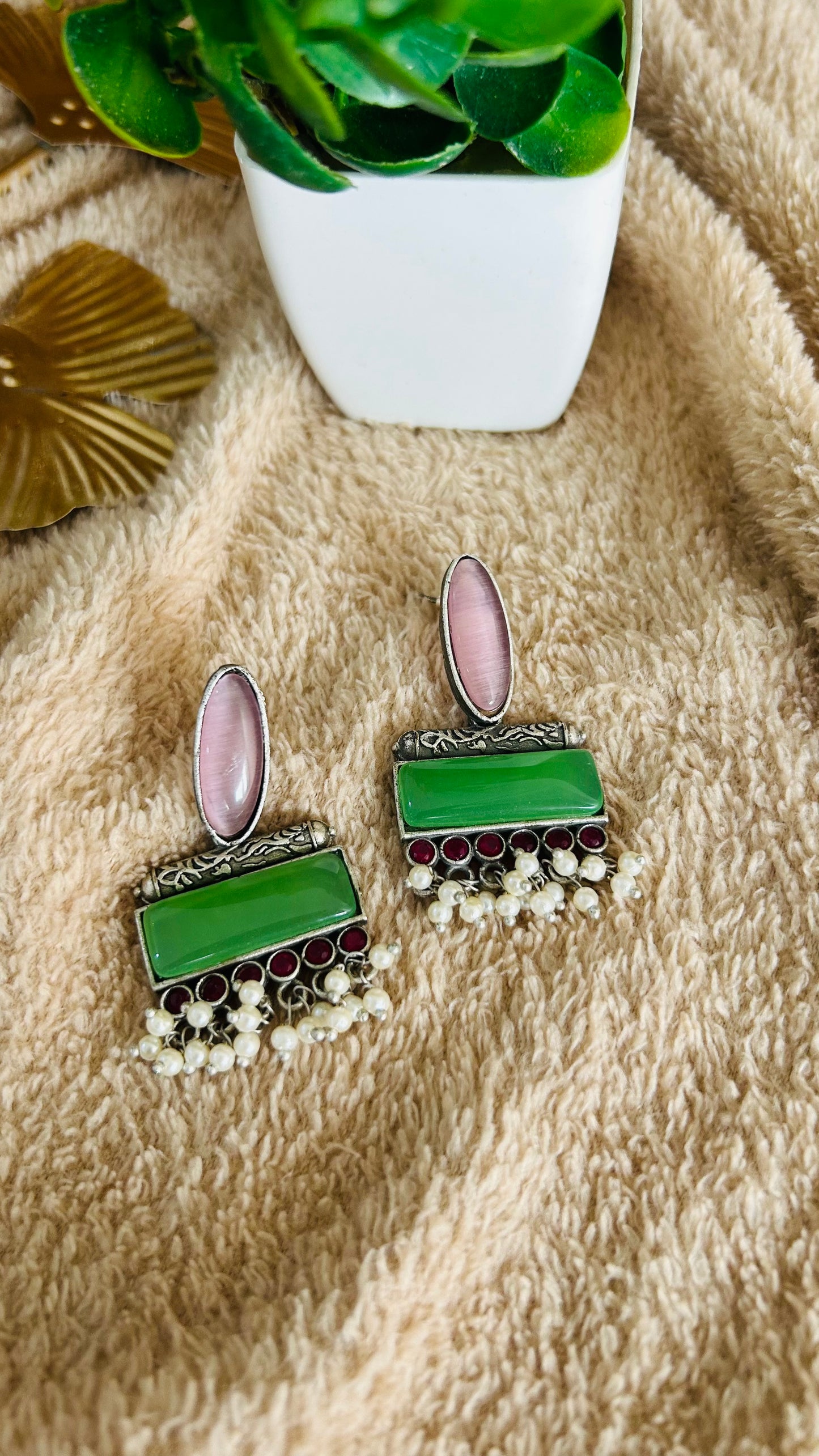 ANHINYA PINK DANGLER
