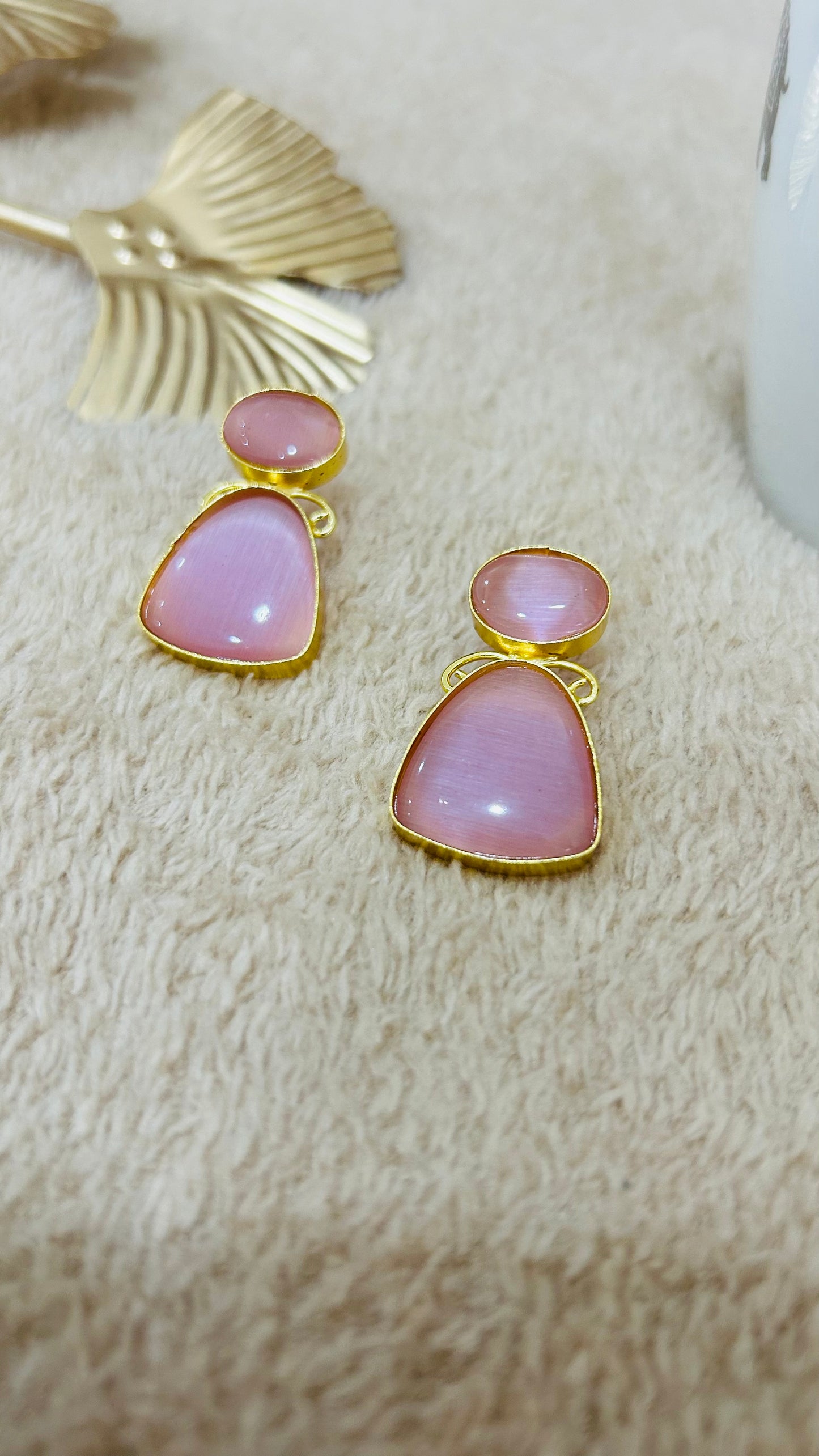 MARY PINK STUD