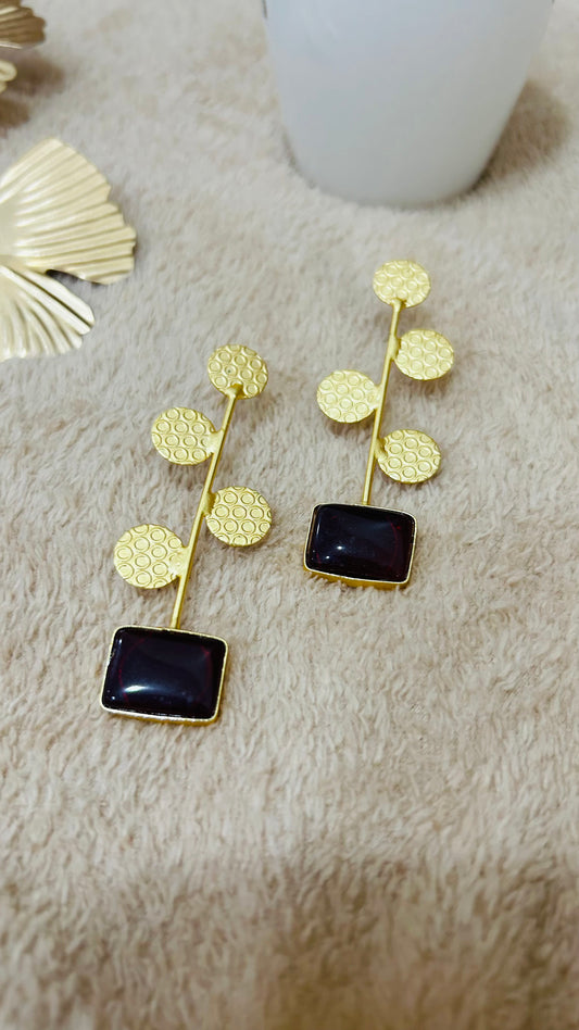 NAVYA STUD EARRINGS