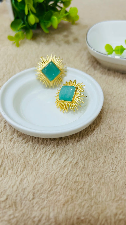 PARNIKA STUD EARRINGS