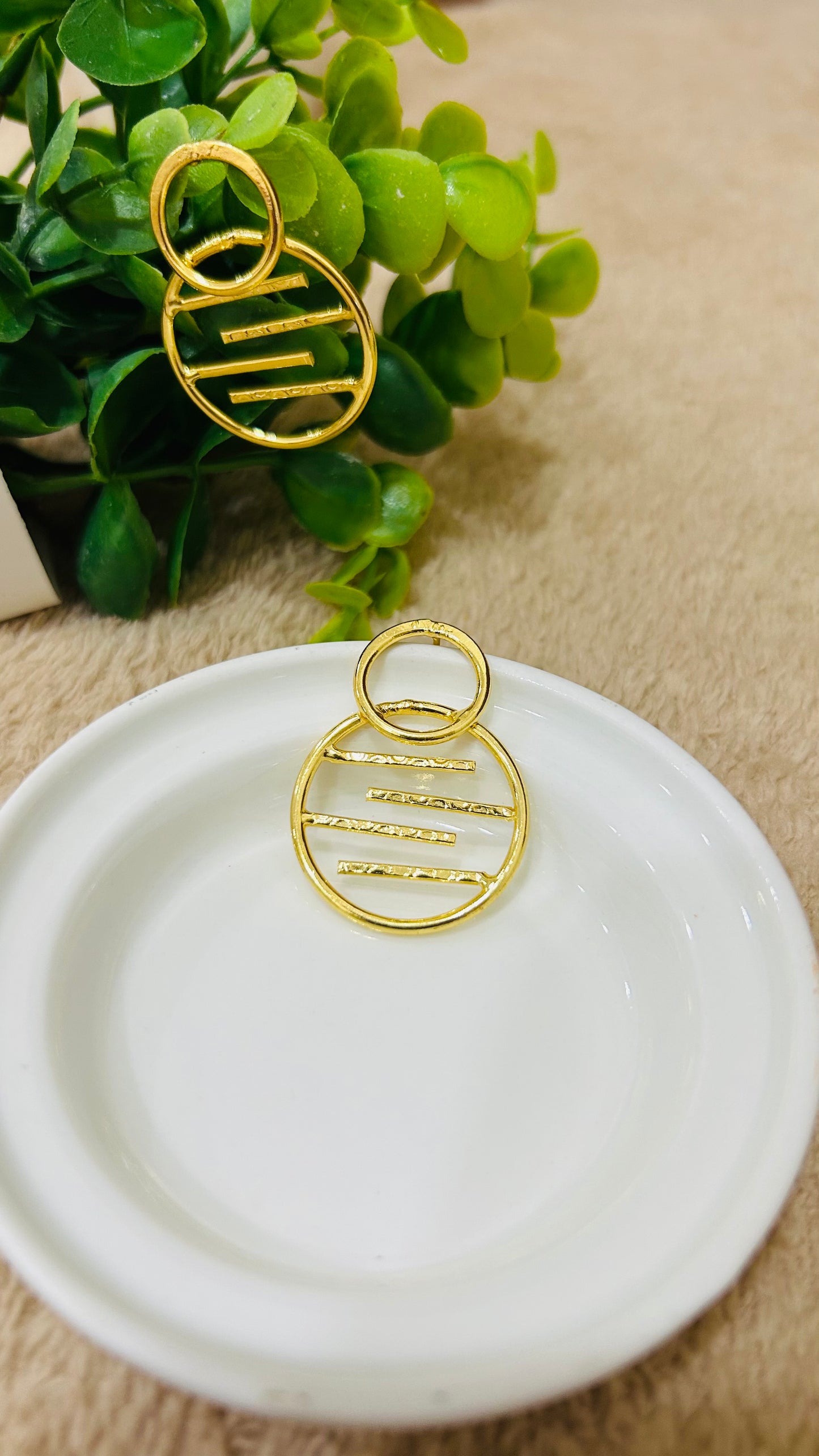 VARONICA FASHION EARRINGS