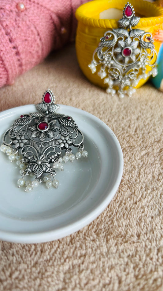 SHARVARI DANGLER EARRINGS