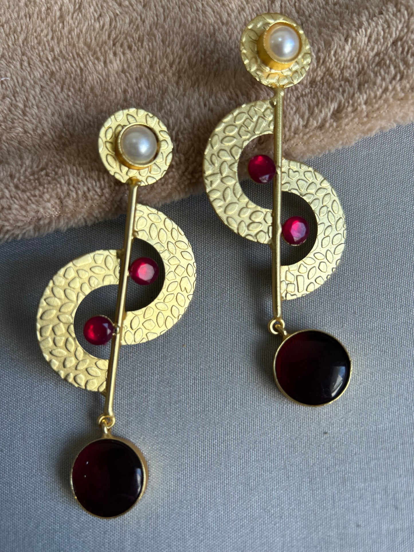 LAVANYA STUD EARRINGS