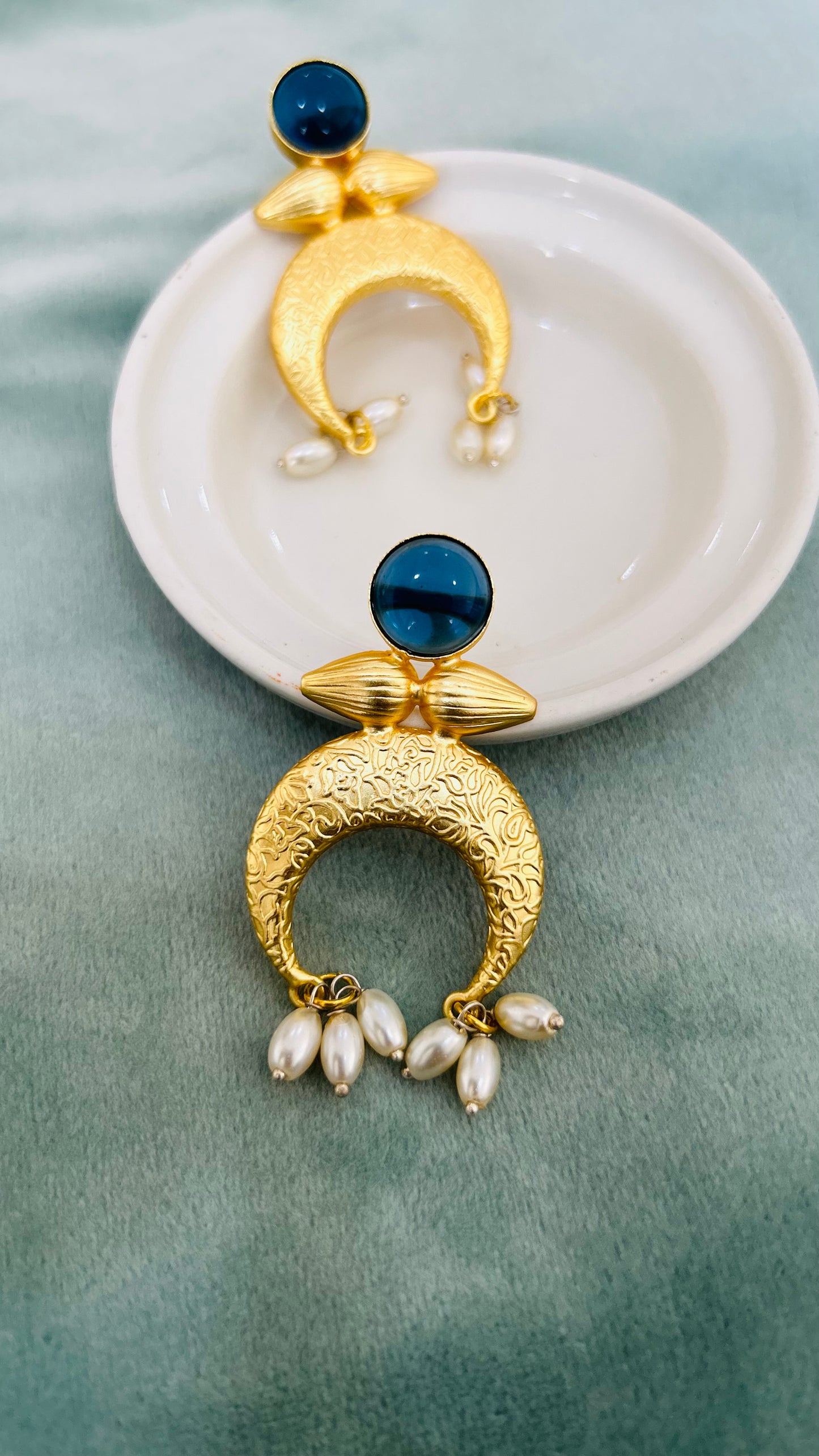 RAKSHITA DANGLER EARRINGS