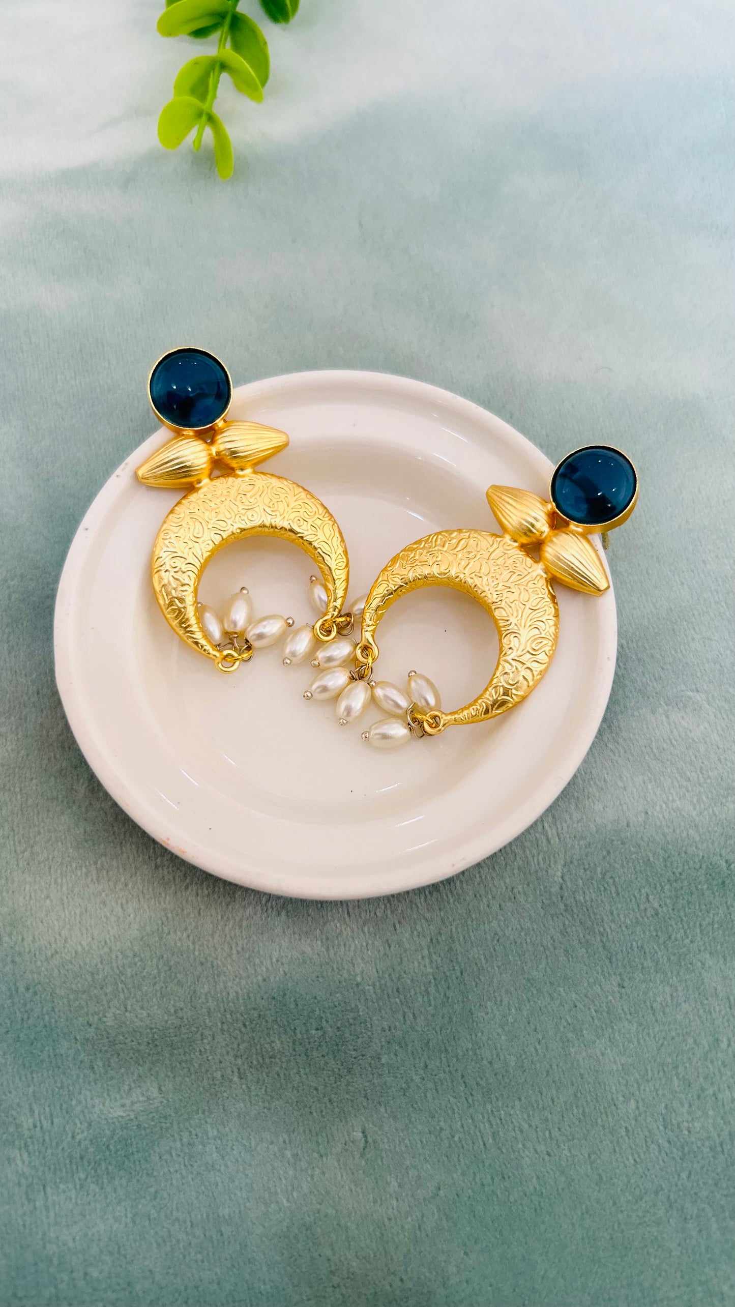 RAKSHITA DANGLER EARRINGS