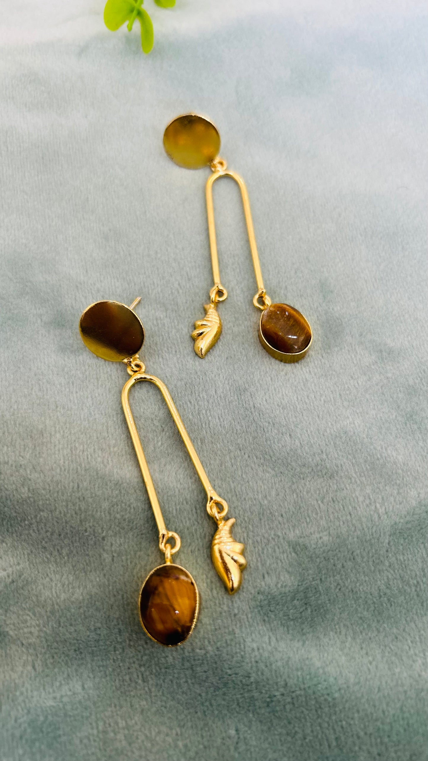 ALLYRA DROP EARRINGS