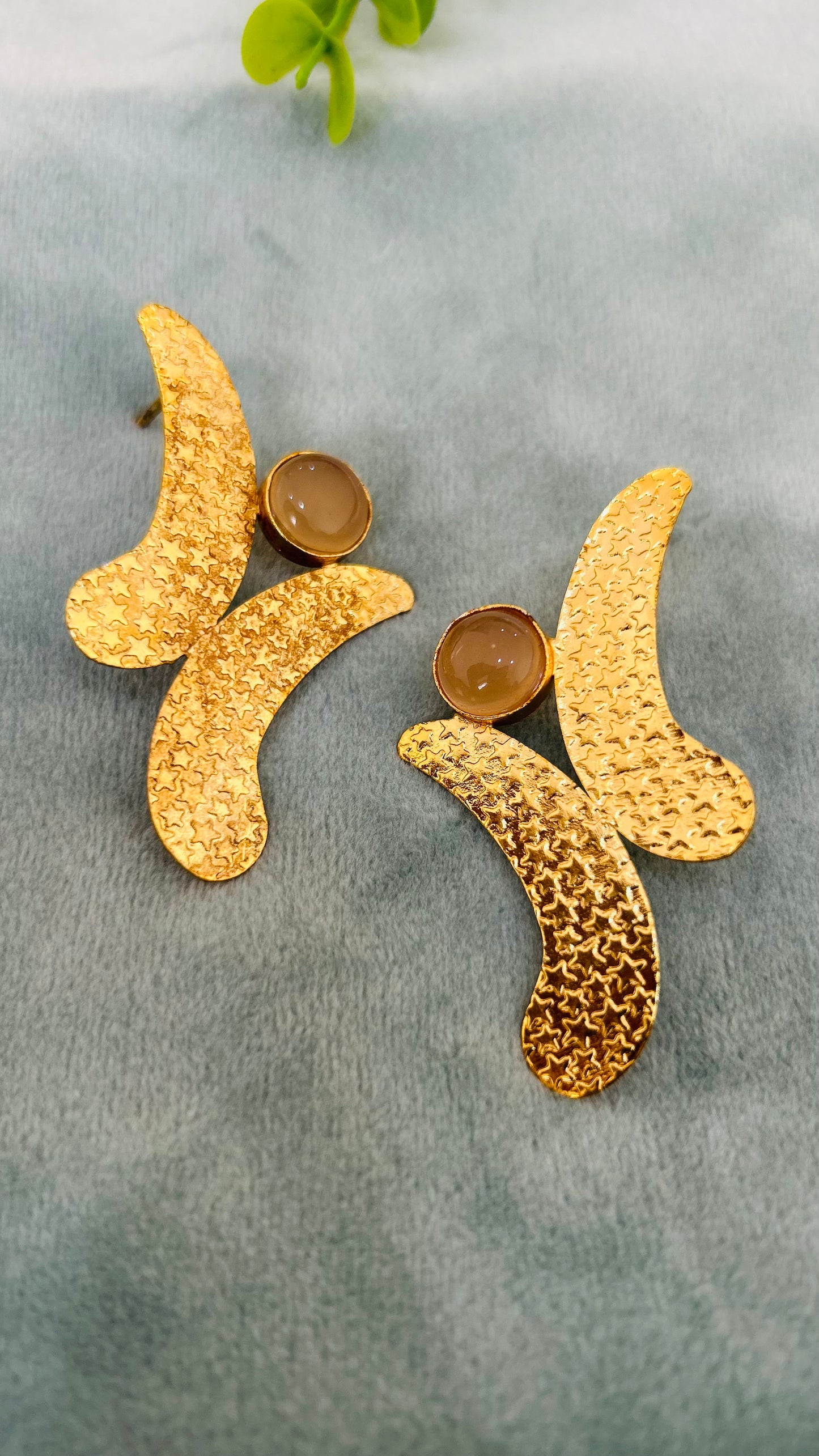 IPSAA STUD EARRINGS