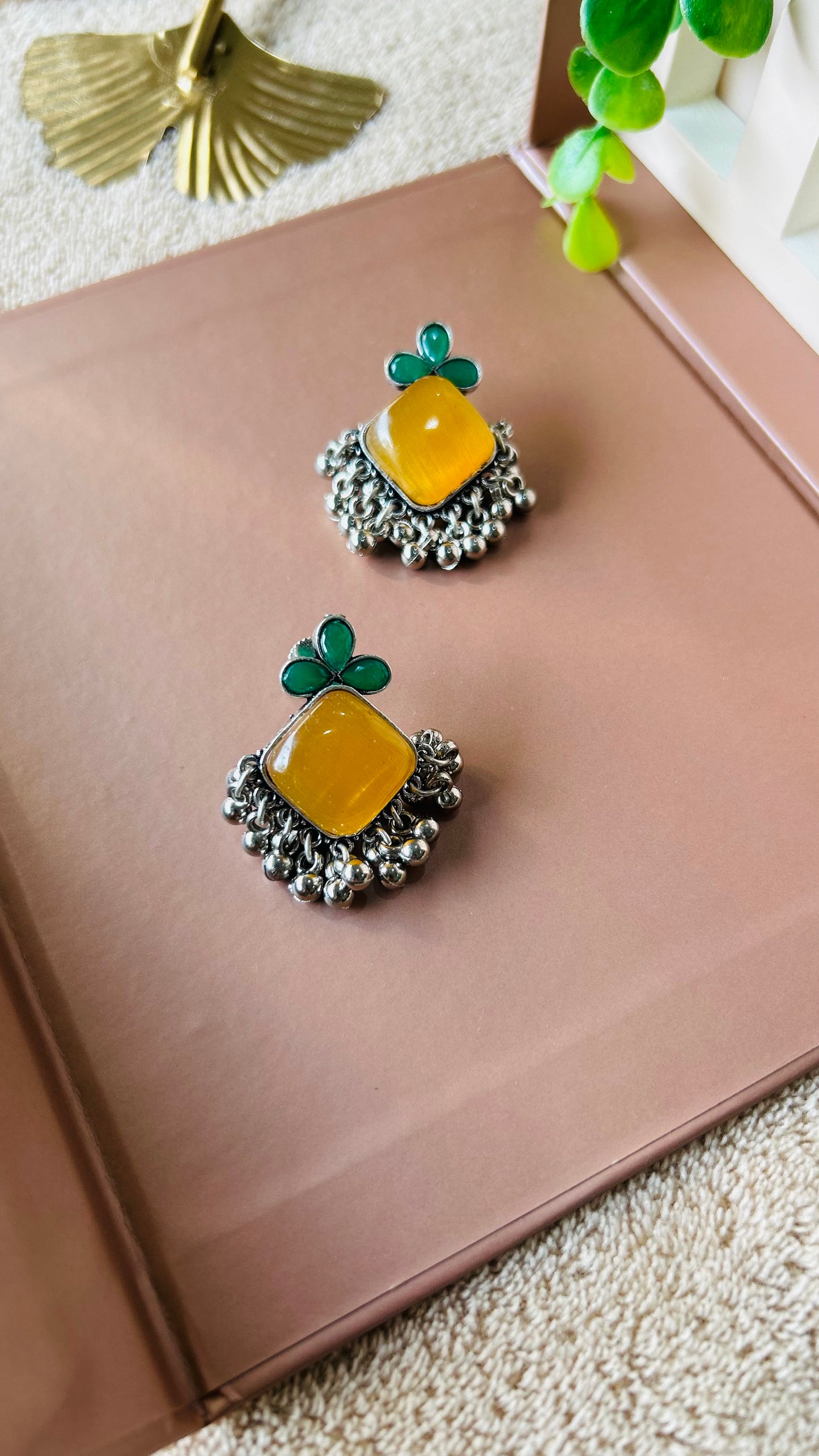 Rani stud earrings