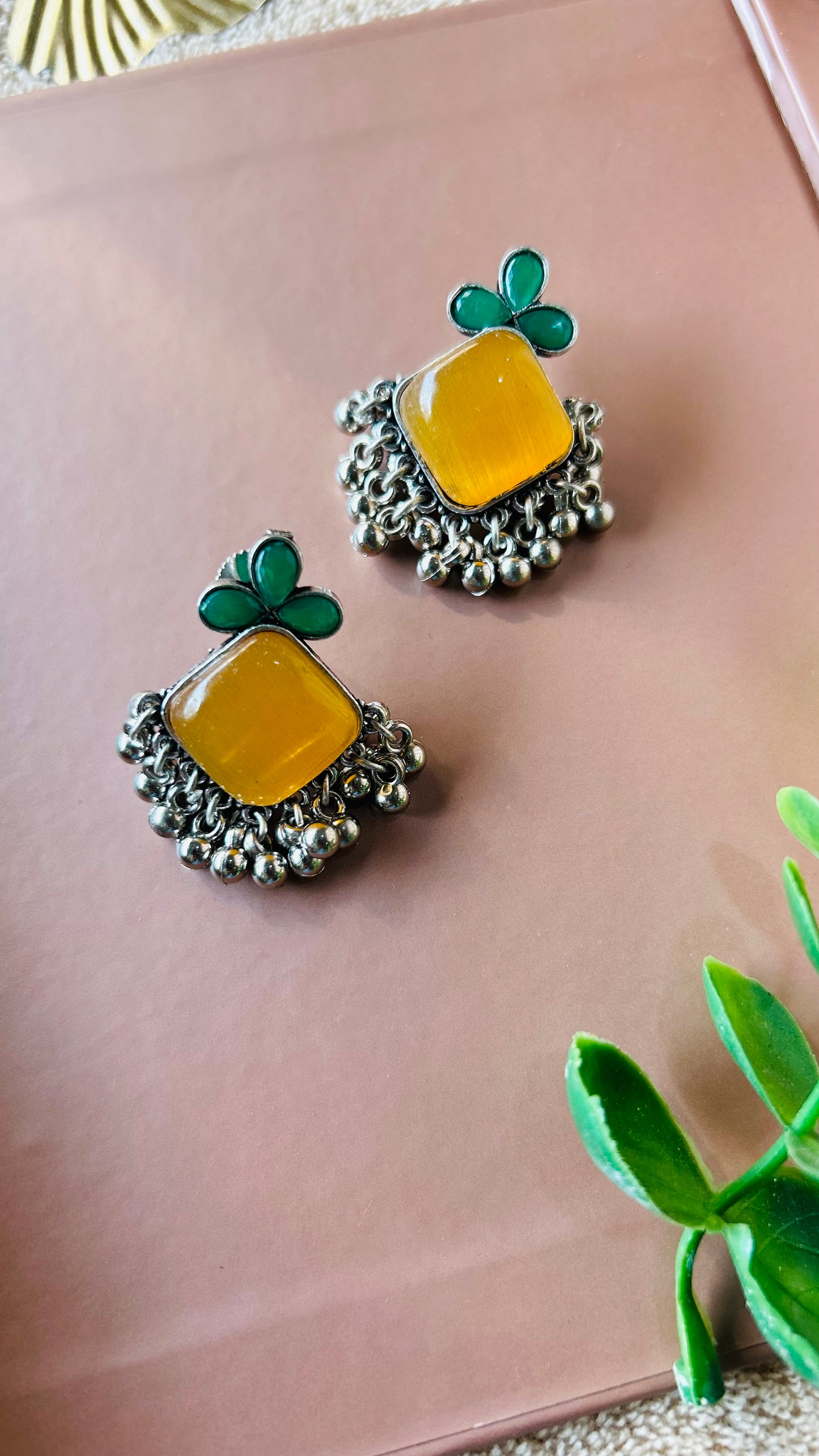 Rani stud earrings