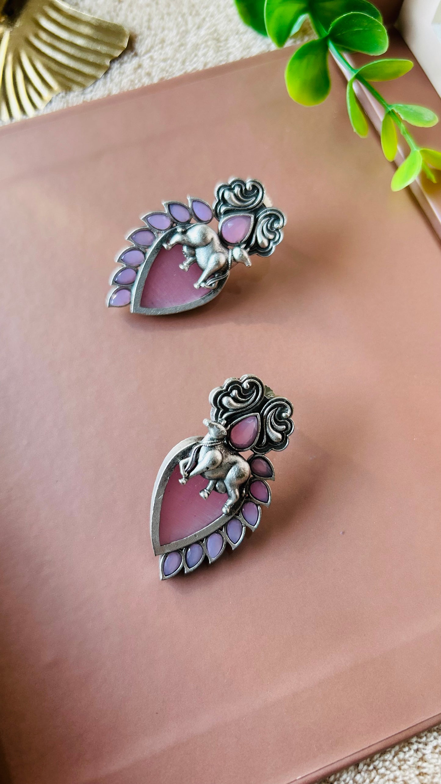 Ruhani stud earrings