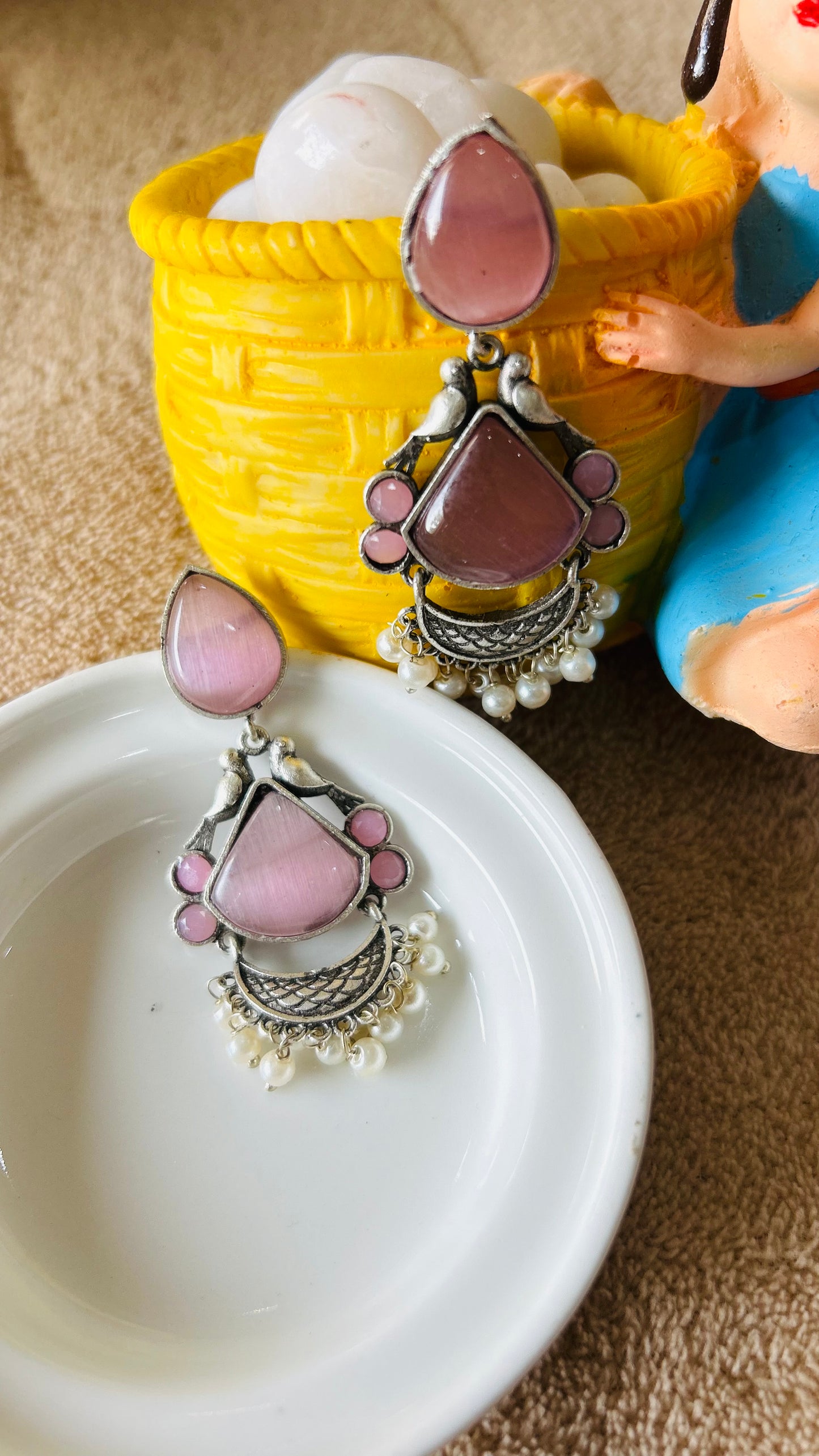 Vaheeda chandbali earrings
