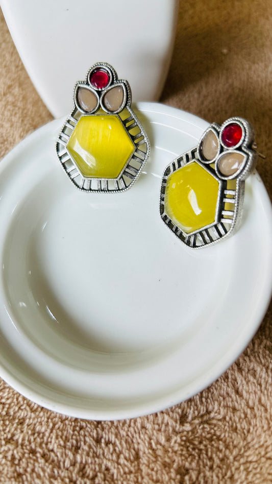 Akshara stud earrings