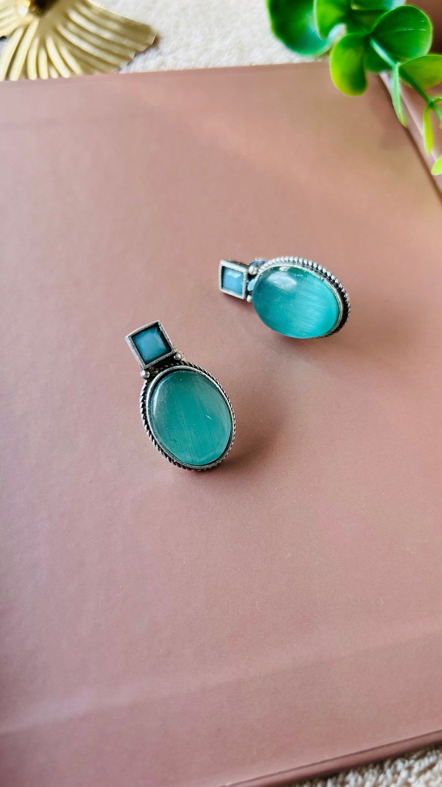 AZAM STUD EARRINGS