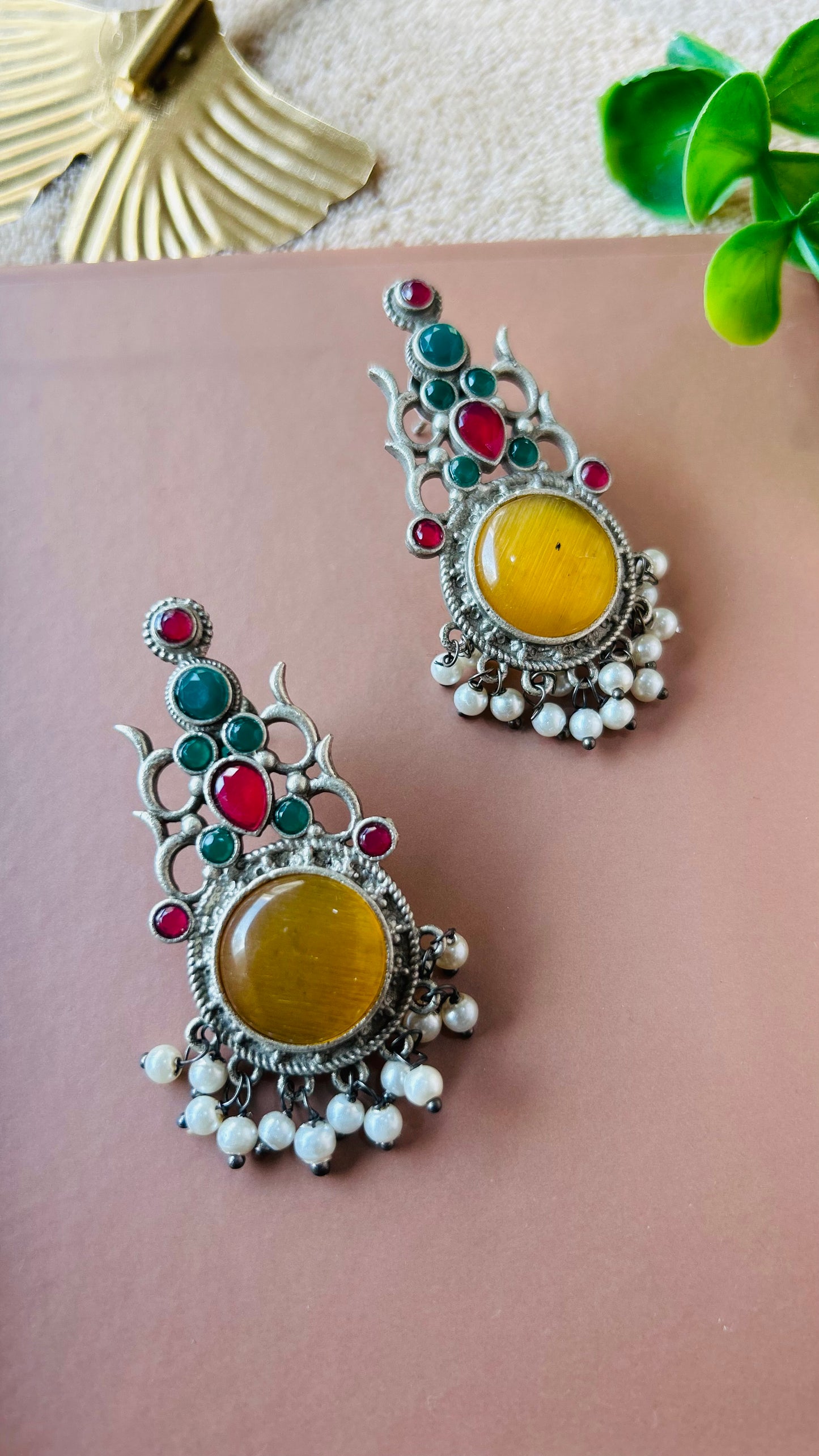 BEENISH STUD EARRINGS