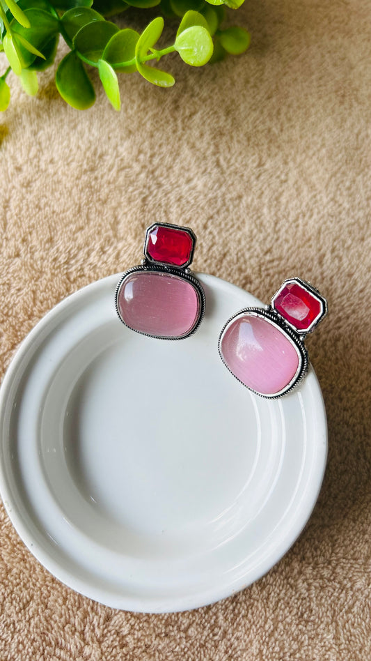 TAAPSI STUD EARRINGS
