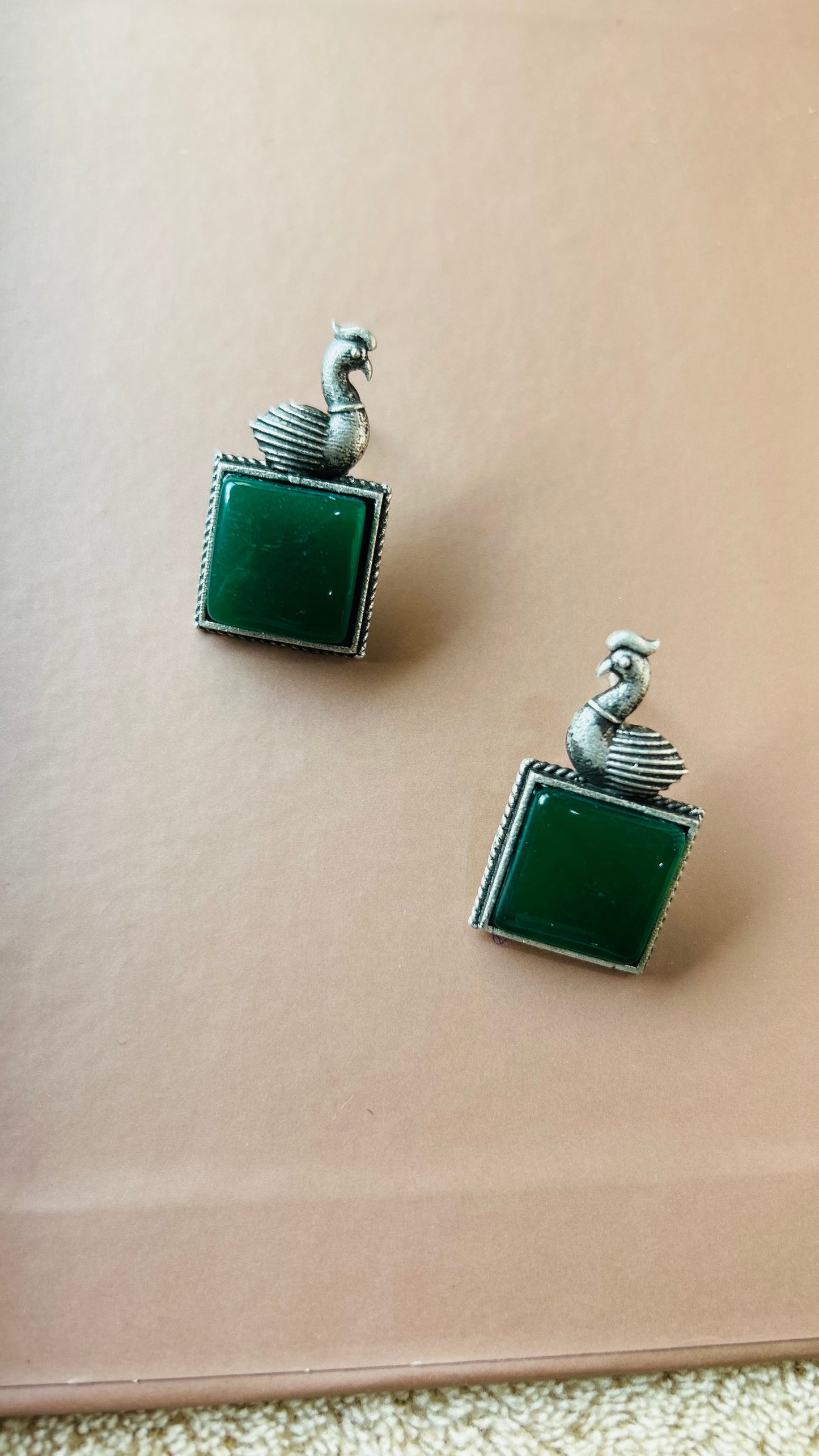 EKTA STUD EARRINGS
