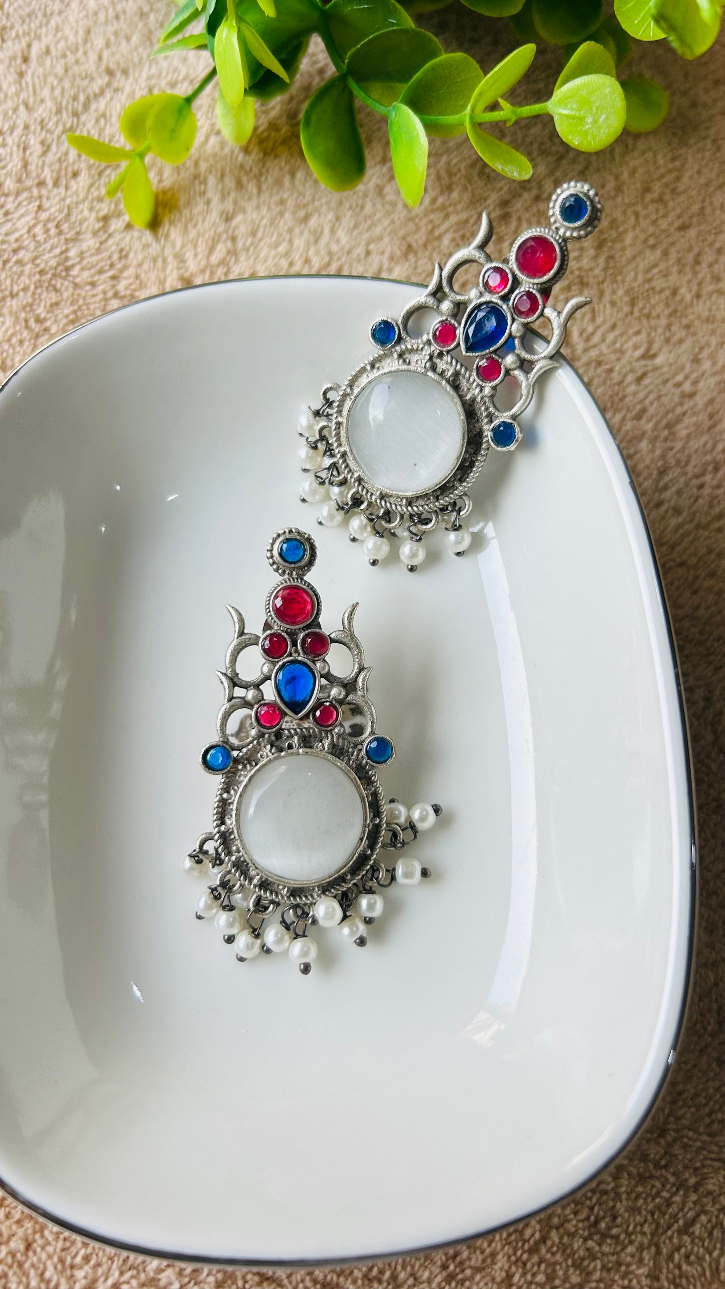 KINJAL STUD EARRINGS