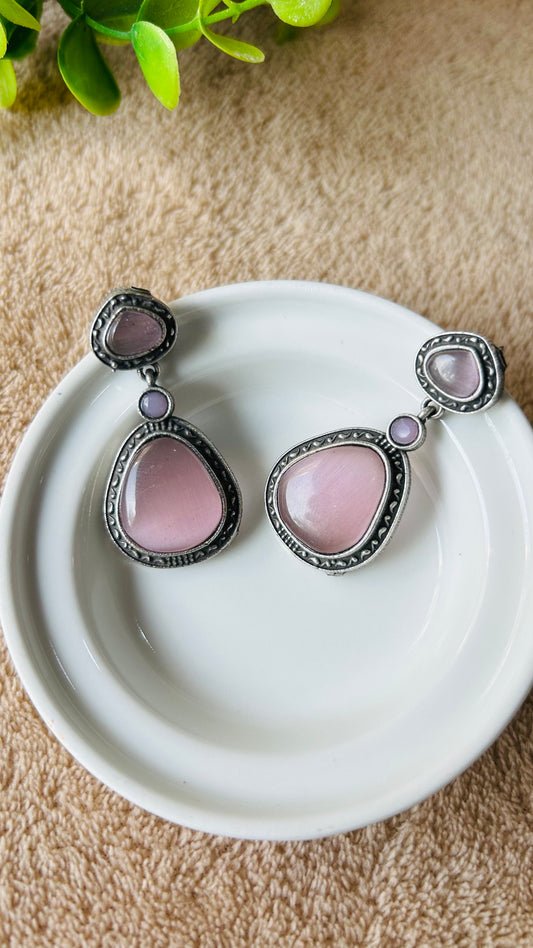 YARIMA DANGLER EARRINGS