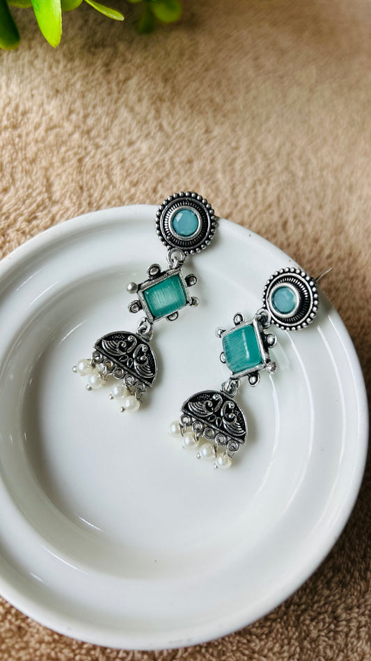 SUMANA DANGLER EARRINGS