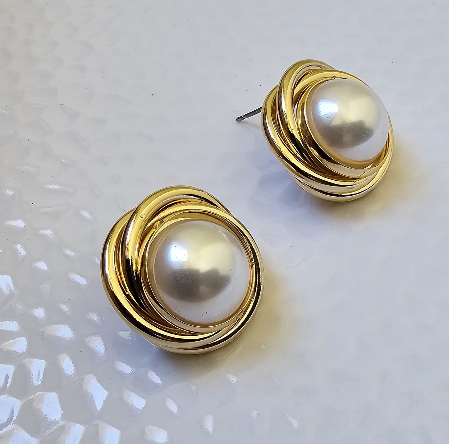 PEARLFECT STUD EARRINGS